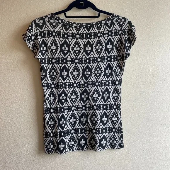 J. Crew // Navy Patterned Top - Picture 2 of 3